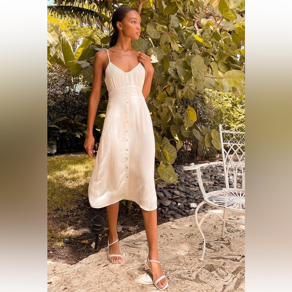Lulu’s Postcards from Positano Tie-Back Button Front Midi Dress, White, Size S